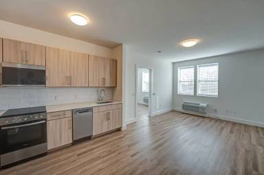 Main picture of 11 1st Ave