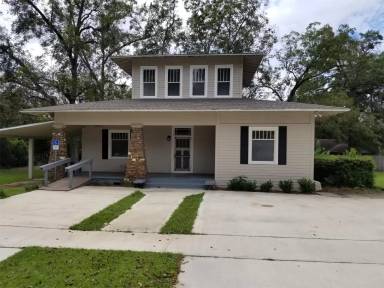 Main picture of 726 2nd St
