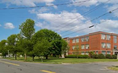 Main picture of 90 McKinstry Ave