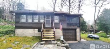 Main picture of 41 E Catskill Trl
