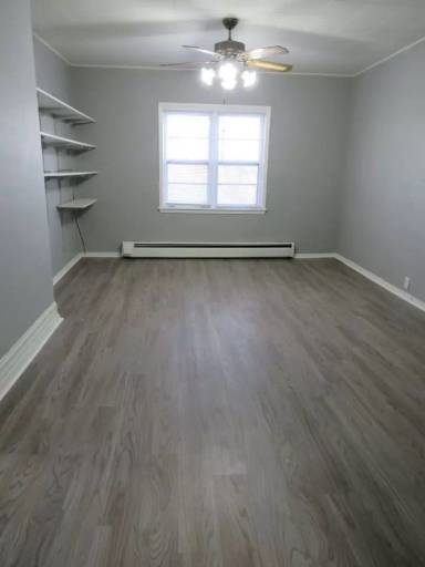Main picture of 617 W Central St