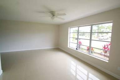 Main picture of 336 SE Tranquilla Ave
