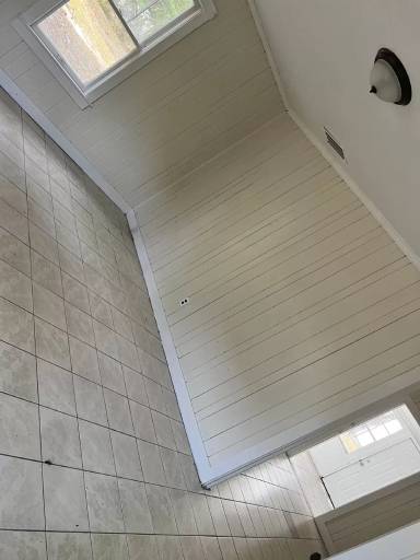 Main picture of 2079 Crescent Cottage Ln