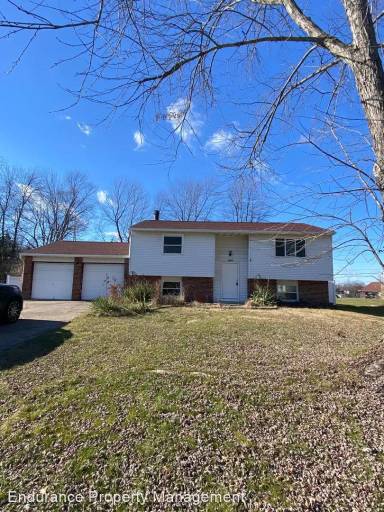 Main picture of 5879 Whippoorwill Hollow Dr