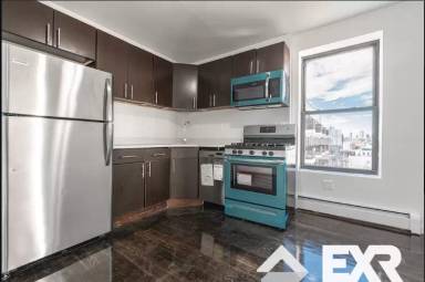 Main picture of 879 DeKalb Ave