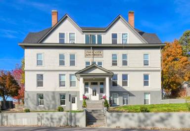 Main picture of 401 NW Bailey Ave