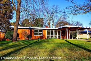 Main picture of 2459 Douglas Rd