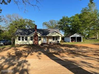 Main picture of 220 Nelson Rd