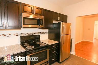 Main picture of 3631 W Dickens Ave