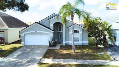 Main picture of 207 Rochester Loop