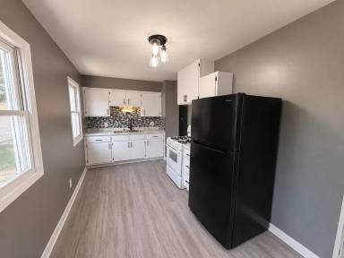 Main picture of 1217 95th Ave W