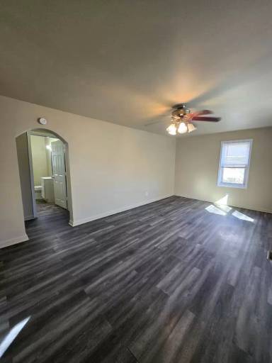 Main picture of 22 Biscayne Blvd