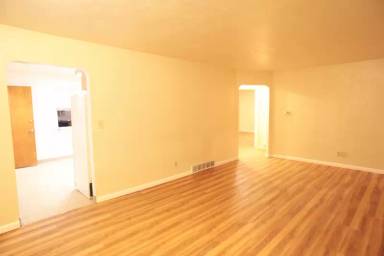 Main picture of 1063 Emporia St