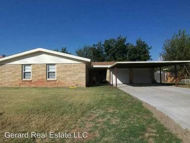 Main picture of 1974 Westview Dr