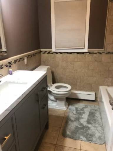 Main picture of 221 Bennett Ave
