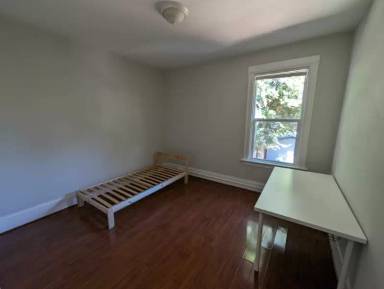 Main picture of 28 S 13 St
