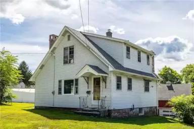 Main picture of 130 Blakeslee St