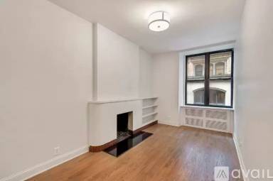 Main picture of 121 Madison Ave Apartments