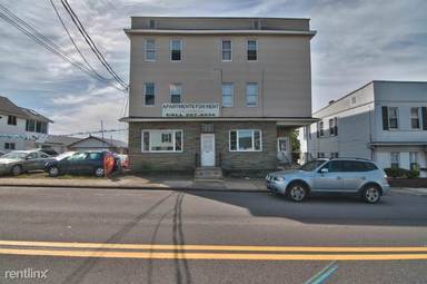 Main picture of 154 N Main St