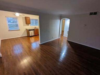 Main picture of 6201 Ridge Ave