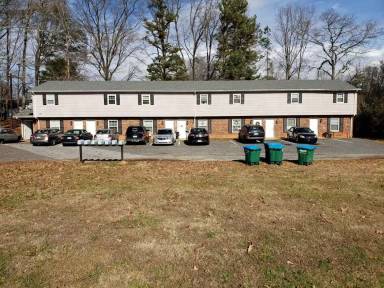 Main picture of 213 E Maine Ave