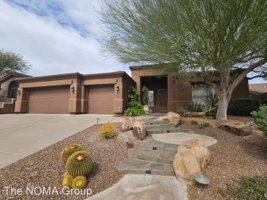 Main picture of 10725 N 140th Pl