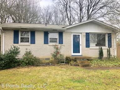 Main picture of 328 Dinwiddie Dr