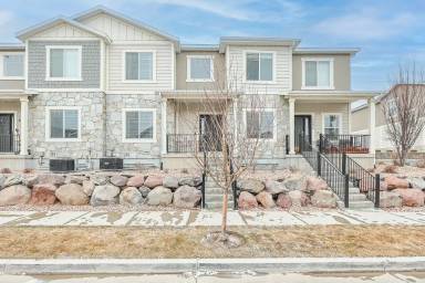 Main picture of 2602 N Cormac Pl