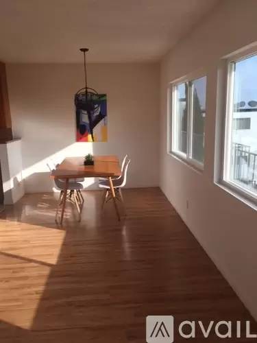 Main picture of 3430 S Centinela Ave