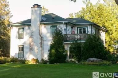 Main picture of W379N5686 N Lake Rd