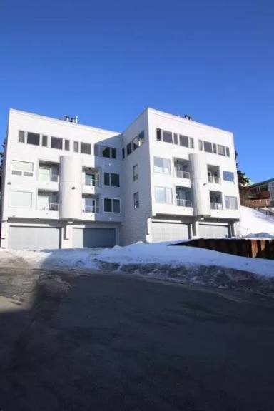 Main picture of 1130 W 6th Ave