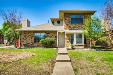 Main picture of 3917 Lois Cir
