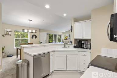 Main picture of 2161 Hammond Ave