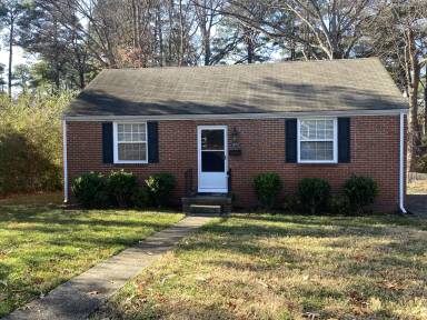 Main picture of 1610 Rockwood Rd