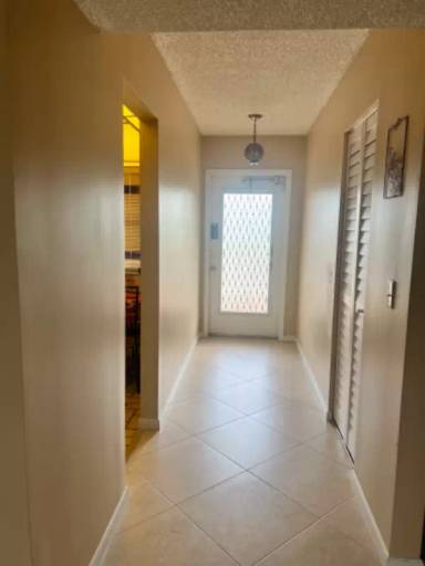 Main picture of 25 Abbey Ln