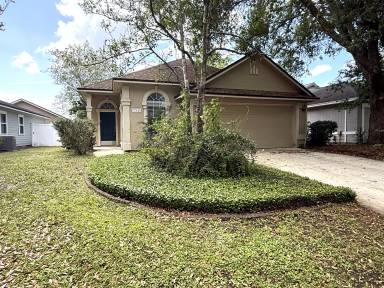 Main picture of 712 Putters Green Way S