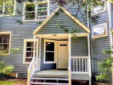 Main picture of 167 Old Foxon Rd
