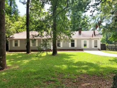 Main picture of 1239 Titus Ln