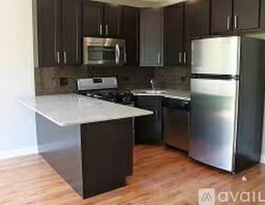 Main picture of 4759 N Maplewood Ave