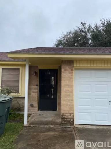 Main picture of 6116 Masters Blvd