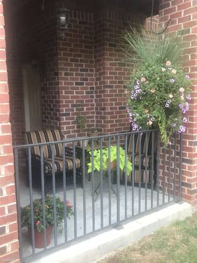 Main picture of 4801 Lyons View Pike