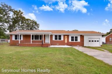 Main picture of 2802 Ridgecrest Dr