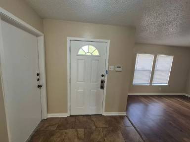 Main picture of 7902 Corum Trail Dr