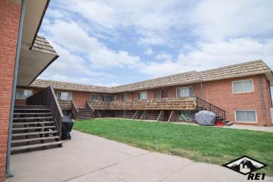 Main picture of 502 Reynolds St