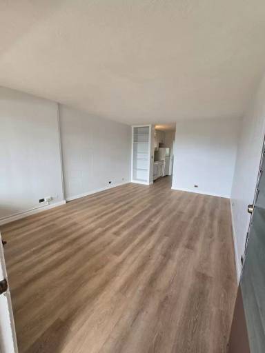 Main picture of Oahuan Tower