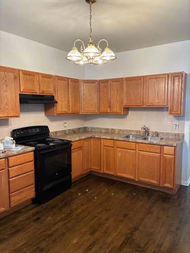 Main picture of 1235 S Kolin Ave