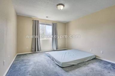 Main picture of 503 SW 207th Ave
