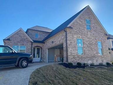 Main picture of 1778 Messana St