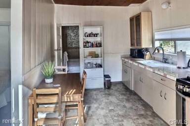 Main picture of 341 10th St