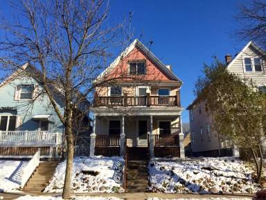 Main picture of 3030 N Fratney St